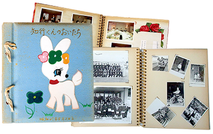 貼り付け式アルバム